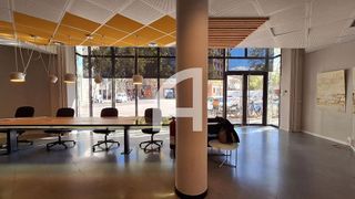Local comercial en alquiler en La Vila Olímpica del Poblenou en Barcelona