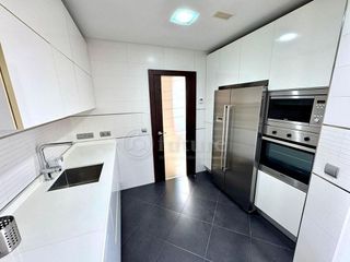 Ático en alquiler en Canalejas - Gran Vía en Salamanca