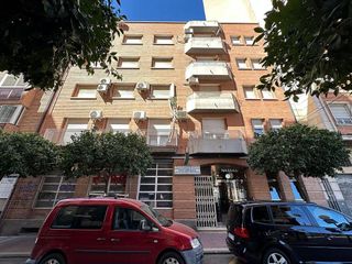 Piso en alquiler en Centro en Murcia