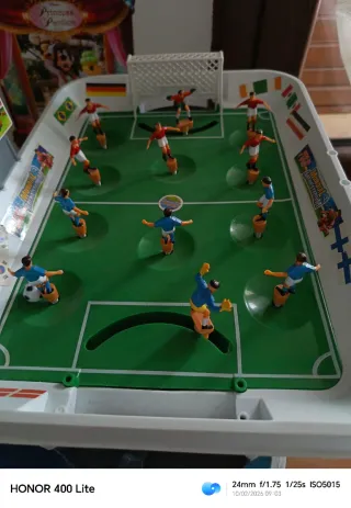 Piccolo biliardino da calcio