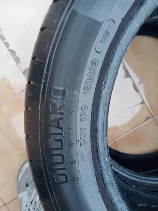 Neumáticos seminuevos