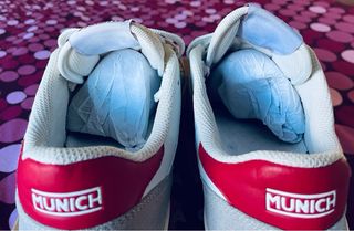 Zapatillas Munich Arrow 66 Rojas y Blancas