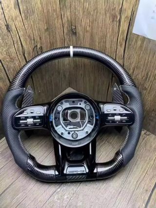 Volante Mercedes AMG Carbono