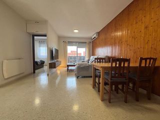 Piso en alquiler en Colores - Entreparques en Sevilla