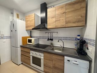 Piso en alquiler en Colores - Entreparques en Sevilla