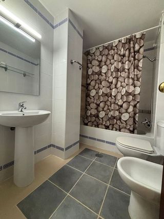 Piso en alquiler en Colores - Entreparques en Sevilla