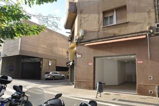 Local comercial en alquiler en Sant Adrià de Besos