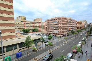 Piso en alquiler en Arenales - Lugo - Avenida Marítima en Palmas de Gran Canaria(Las)