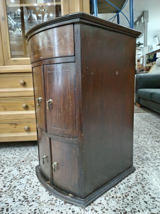 MUEBLE ESTILO BIEDERMEIER