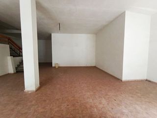 Local comercial en venta en Universidad en Ourense