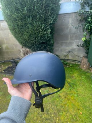 Casco de equitación azul marino
