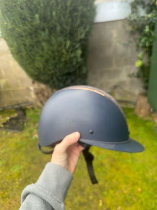 Casco de equitación azul marino
