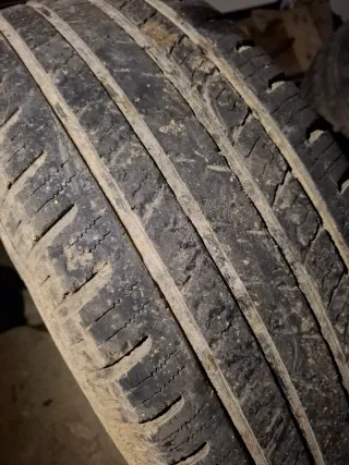 4 Llantas 245/70-16 Jeep Usadas