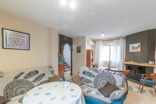 Casa adosada en venta en Zubia (La)