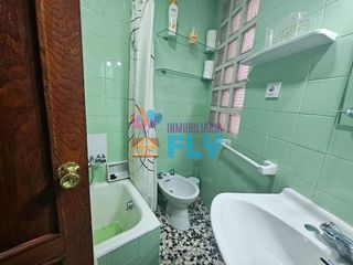 Piso en venta en Universidad en Ourense