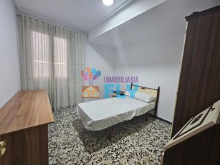 Piso en venta en Universidad en Ourense