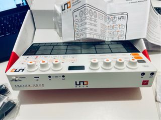 IK UNO Drum Caja de ritmos analógica/PCM