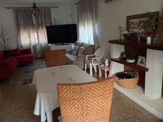 Chalet en venta en Espartinas