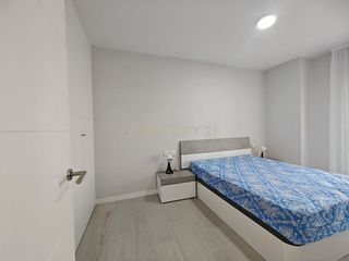 Piso en alquiler en Parque Mediterráneo - Santa Paula en Málaga