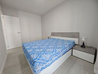 Piso en alquiler en Parque Mediterráneo - Santa Paula en Málaga