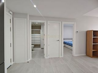 Piso en alquiler en Parque Mediterráneo - Santa Paula en Málaga