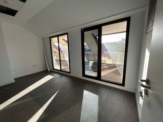 Oficina en alquiler en Sector Sur  - La Palmera - Reina Mercedes en Sevilla