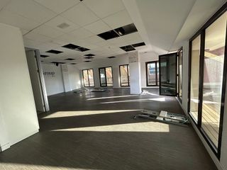 Oficina en alquiler en Sector Sur  - La Palmera - Reina Mercedes en Sevilla