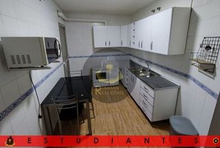 Piso en alquiler en Almanjáyar en Granada