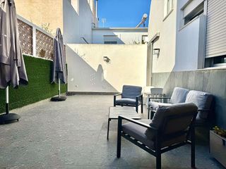 Casa adosada en venta en Vistabella en Murcia