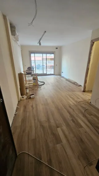 Oficial de primera para reformas