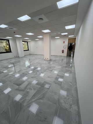 Oficina en alquiler en La Florida en Sevilla