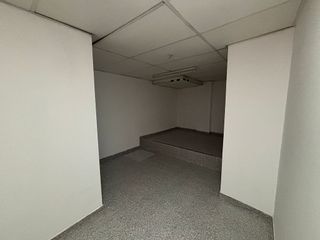 Local comercial en alquiler en La Prosperitat en Barcelona