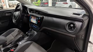 Toyota Auris 2017