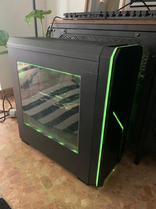 PC i7 7700 GTX960 16GB RAM 250GB SSD