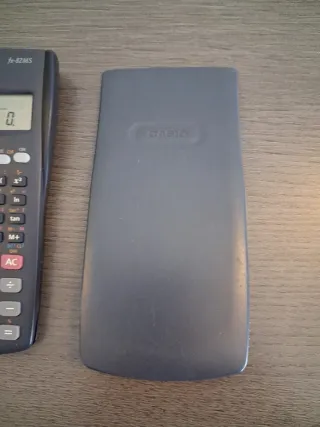 Calculadora Casio fx-82MS S-V.P.A.M.