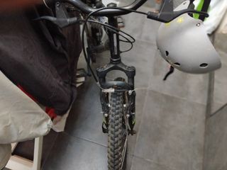 Bicicleta Rockrider 6-9 años