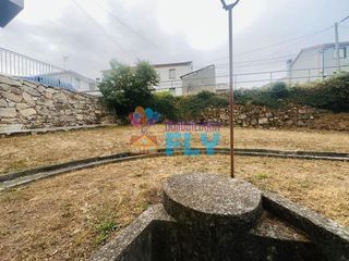 Chalet en venta en Universidad en Ourense
