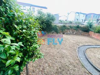 Chalet en venta en Universidad en Ourense