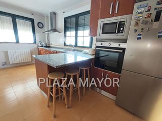 Casa adosada en venta en Doñinos de Salamanca