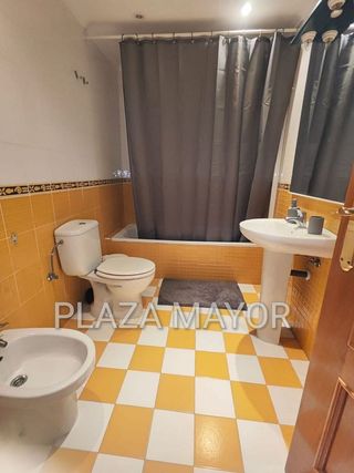 Casa adosada en venta en Doñinos de Salamanca