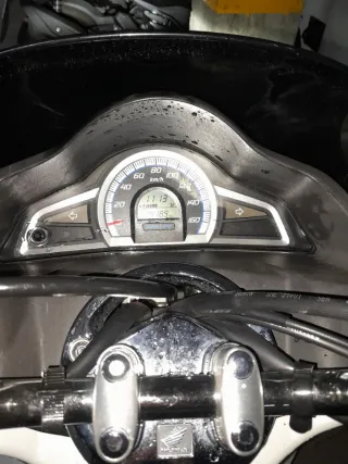 Honda PCX 125 Blanca Scooter