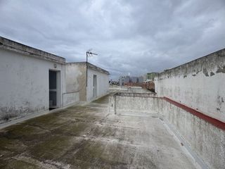 Edificio en venta en La Línea de la Concepción ciudad en Línea de la Concepción (La)