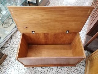 ARCÓN DE MADERA RÚSTICA