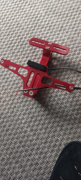 Portamatrículas moto