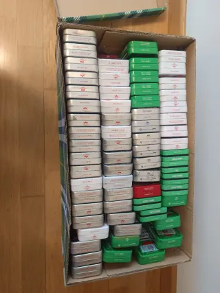 5€/ unidad Cajas Metálicas Coleccionables