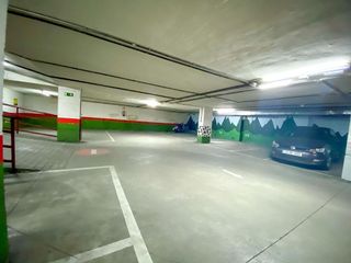 Garaje en alquiler en Castillejos en Madrid