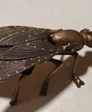 Cenicero Mosca Bronce Antiguo