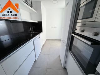 Piso en alquiler en Colores - Entreparques en Sevilla