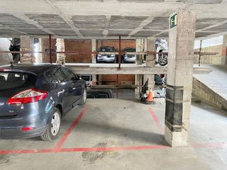 Garaje en venta en El Bon Pastor en Barcelona