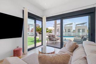 Chalet en venta en Campos de Golf - Villa Martin - Los Dolses en Orihuela